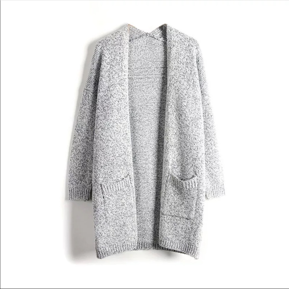 Restocked! Cozy Gray Long Knit Cardigan w/ Pockets - Picture 4 of 6